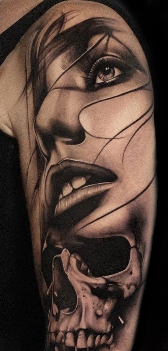 Oli - Tattoo - Frau